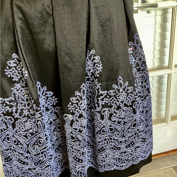 Leslie Fay Dress sz 10 beaded flare Bottom, elegant Girlhood core, formal - Picture 7 of 9